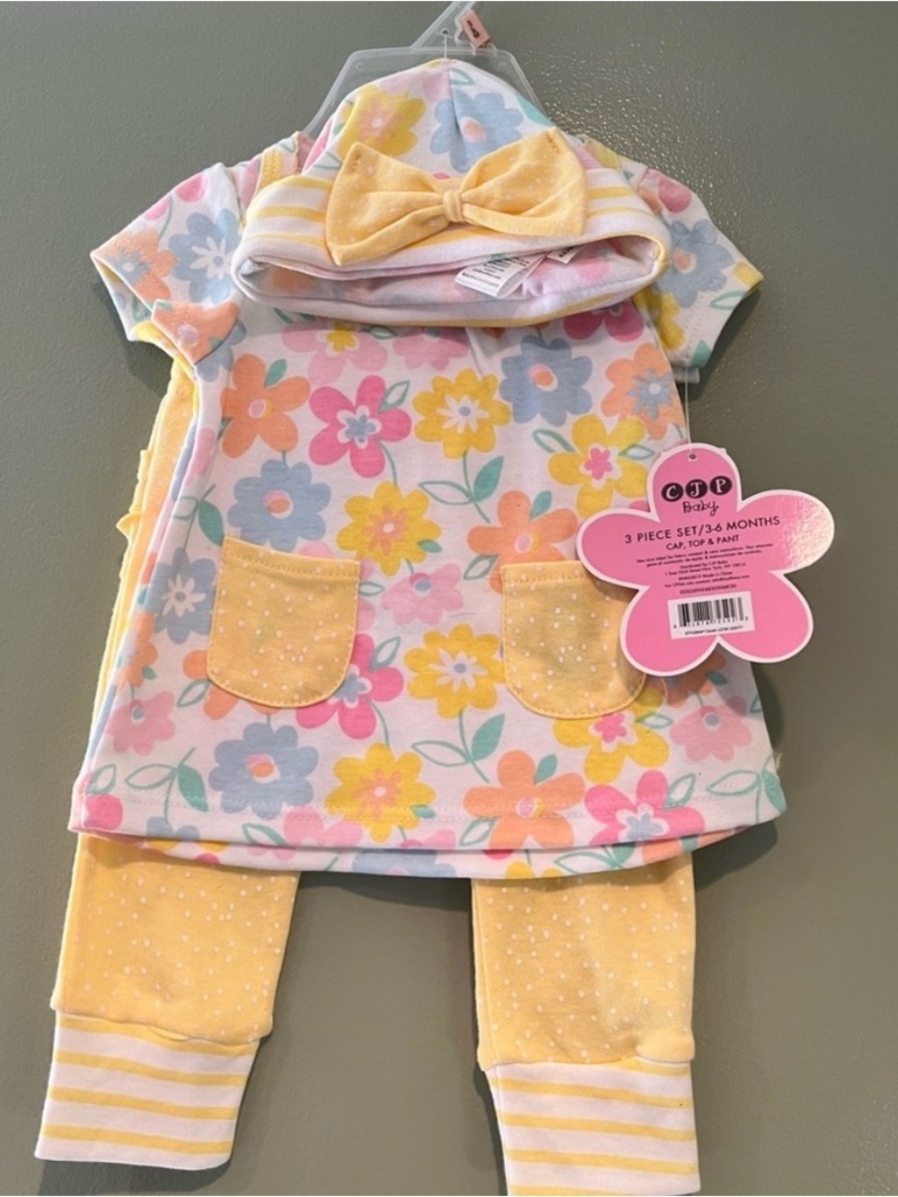 Floral Baby 3-Piece Set with Yellow Bow Hat
